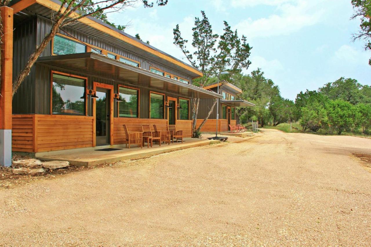 Green Acres Cottages - Dripping Springs Suite 윔벌리 외부 사진